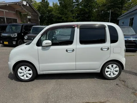 Daihatsu Move Latte