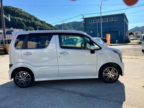 Suzuki Wagon R Stingray