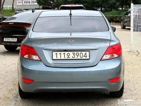 Hyundai Accent