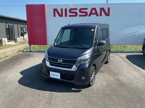 Nissan Dayz Roox