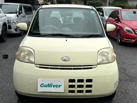 Daihatsu Esse