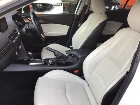 Mazda Axela Sport
