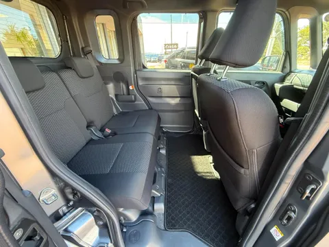 Toyota Pixis Mega
