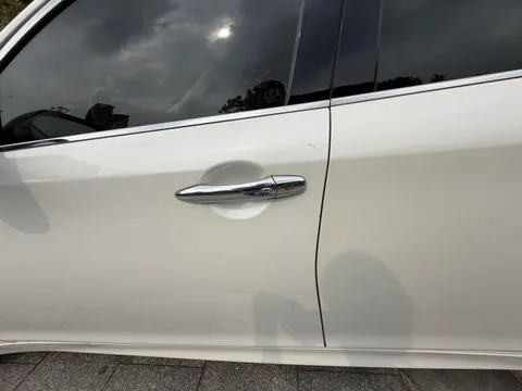 Infiniti Q70