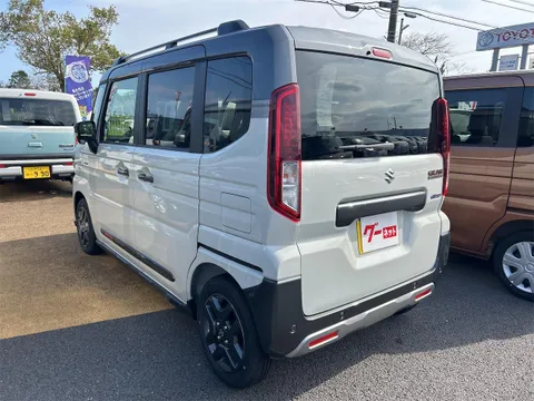 Suzuki Spacia Gear