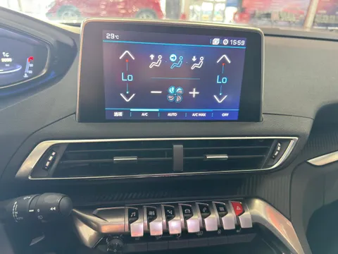 Peugeot 4008