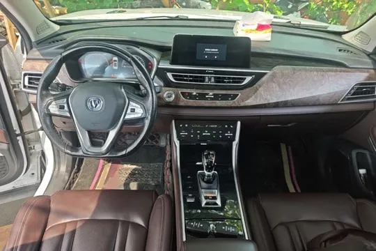 Changan CS75