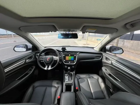 Roewe RX3