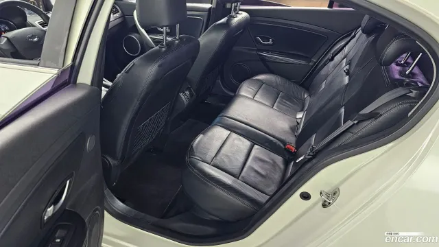 Renault SM3