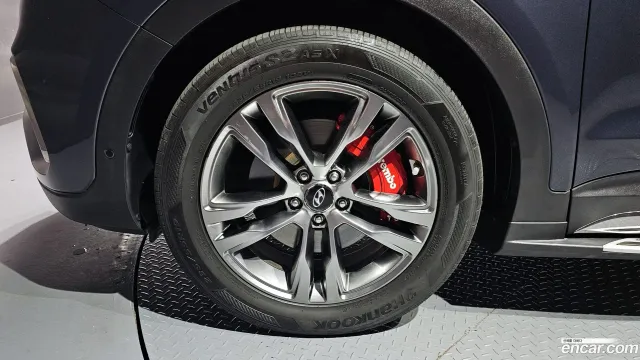 Hyundai Grand Santa Fe (Maxcruz)