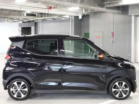Mitsubishi eK X