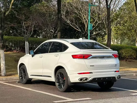 Geely Tugella (Xingyue)