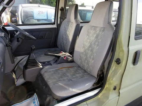 Mitsubishi Minicab Van