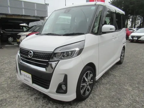 Nissan Dayz Roox