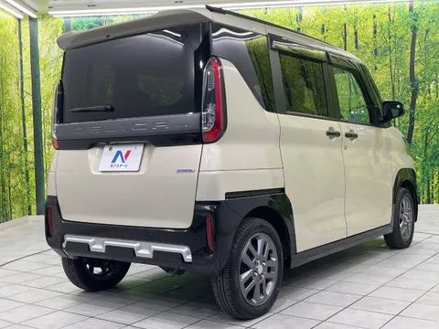 Mitsubishi Delica Mini