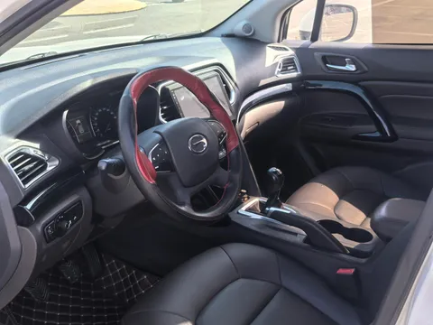 Gac GS4