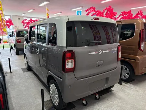 Suzuki Wagon R Smile