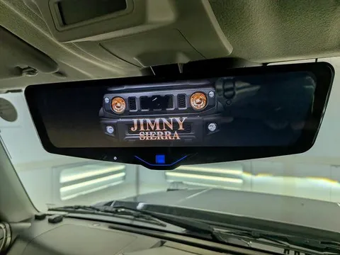 Suzuki Jimny Sierra