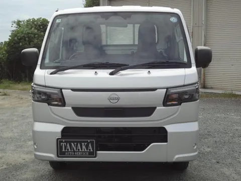 Nissan Clipper Truck