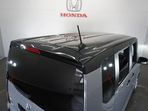 Honda N-BOX Joy