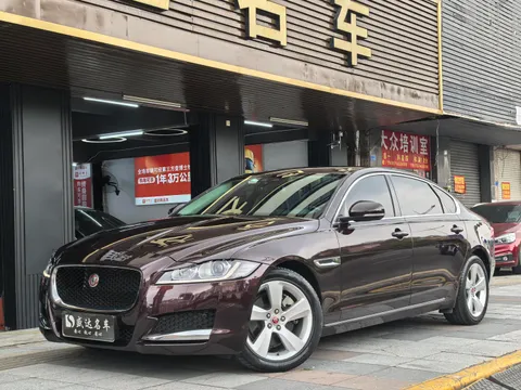 Jaguar XFL