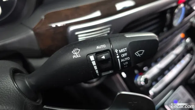 Genesis G90 (EQ900)