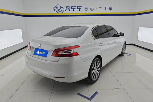 Peugeot 408