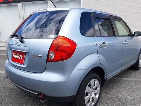 Mazda Verisa