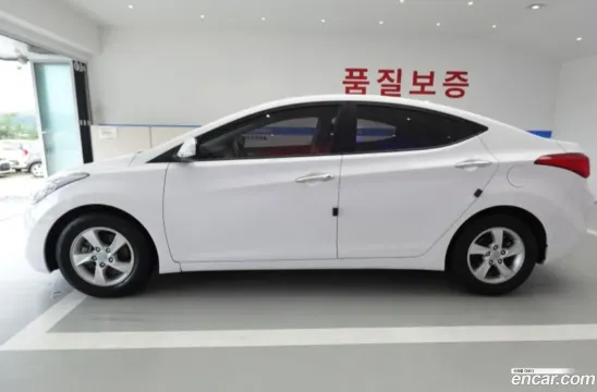 Hyundai Elantra (Avante)