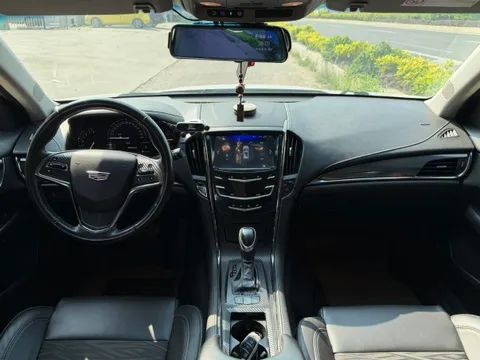 Cadillac ATS-L
