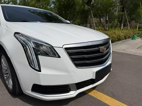 Cadillac XTS