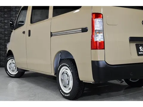 Toyota TownAce Van