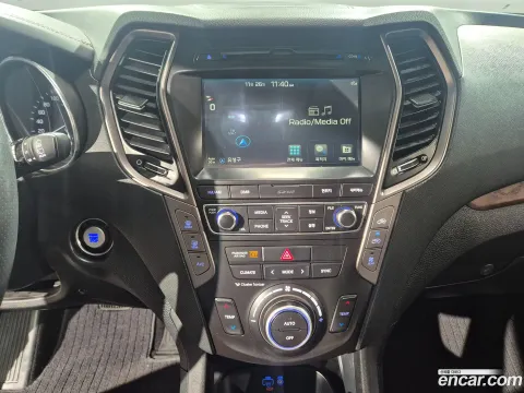 Hyundai Grand Santa Fe (Maxcruz)