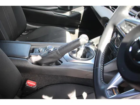 Mazda MX-5 (Roadster)
