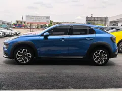 Lynk & Co Lynk & Co 02