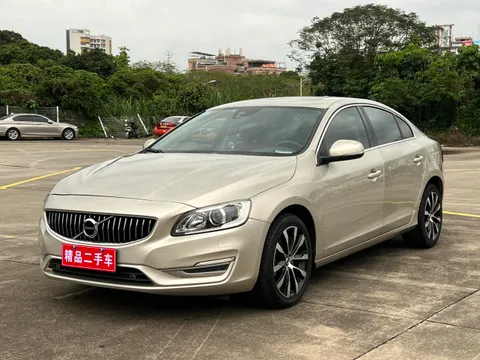Volvo S60