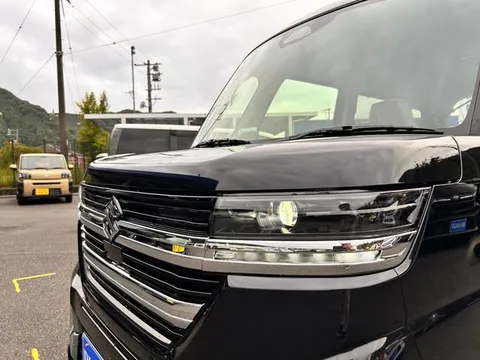 Suzuki Spacia Custom