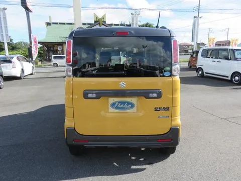 Suzuki Spacia Gear