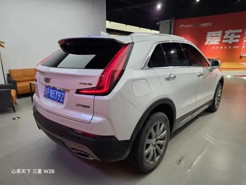 Cadillac XT4