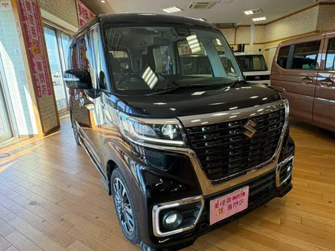 Suzuki Spacia Custom