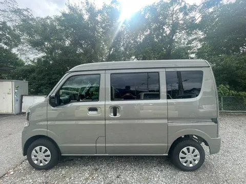 Nissan Clipper