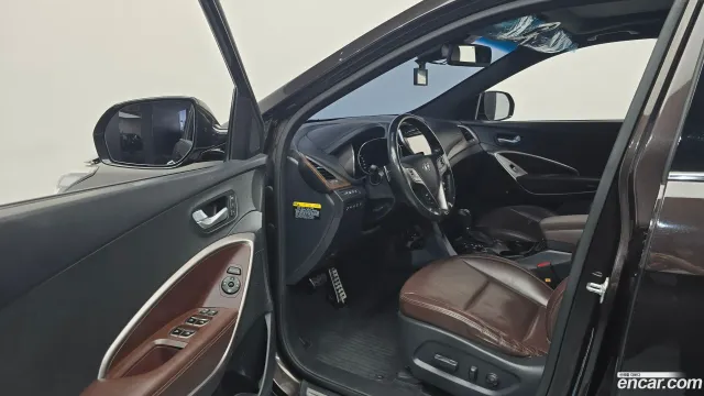 Hyundai Grand Santa Fe (Maxcruz)