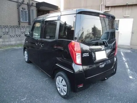 Mitsubishi eK Space