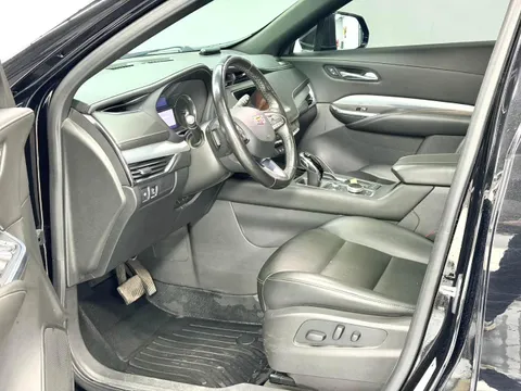 Cadillac XT4