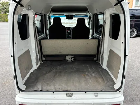 Mitsubishi Minicab Van