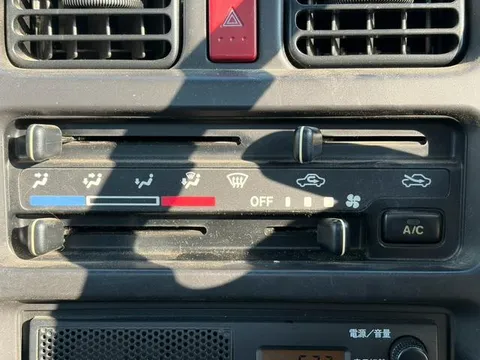 Mazda Scrum Truck