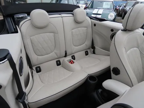 MINI Cooper Convertible