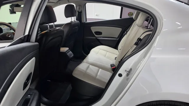 Renault SM3