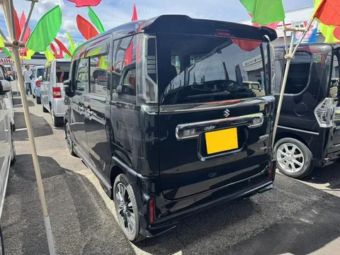 Suzuki Spacia Custom