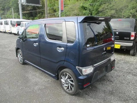 Suzuki Wagon R Stingray
